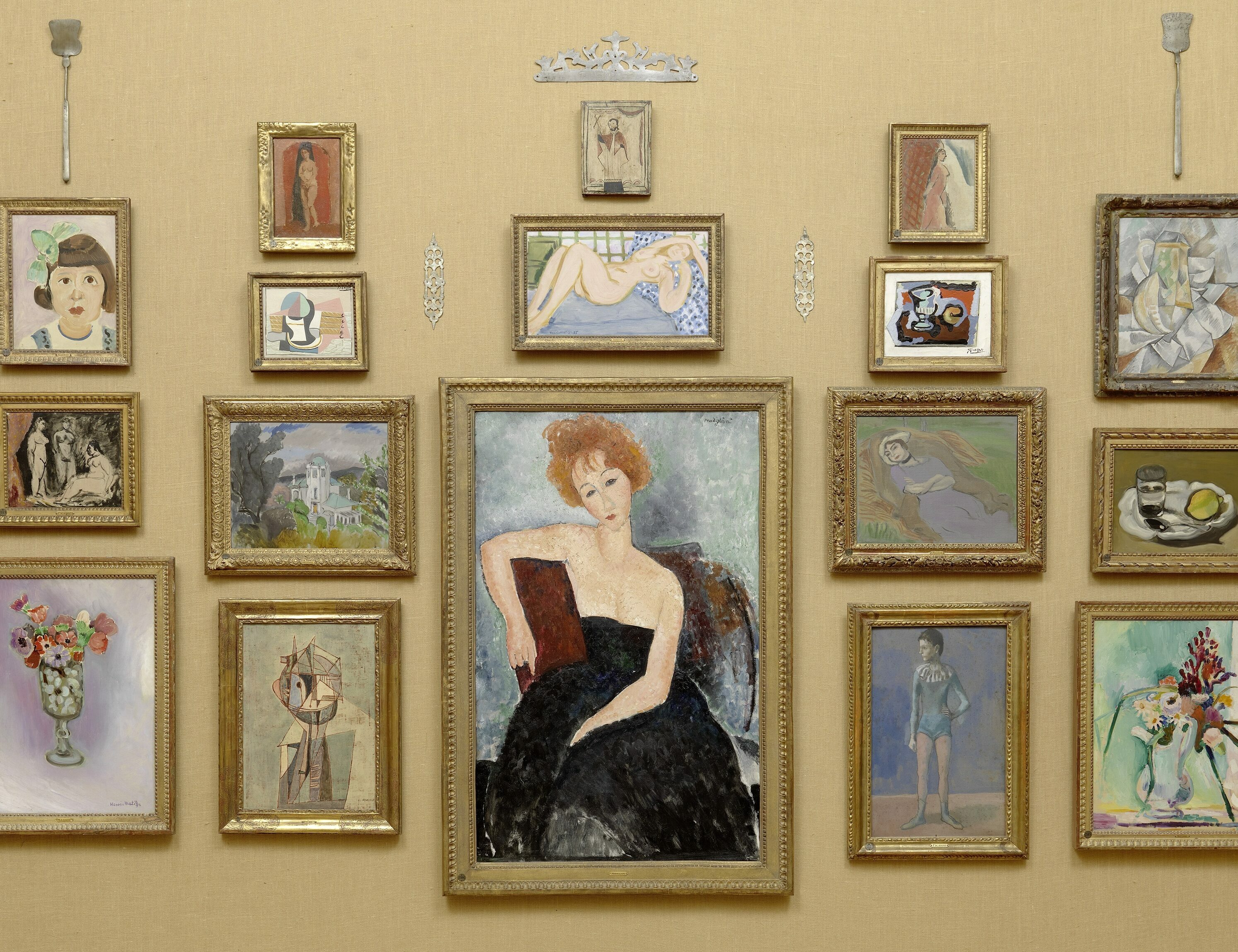 Members-Only Online Tour: Decoding the Barnes Ensembles